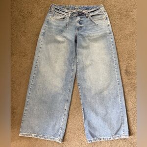 Wild Fable Women’s Baggy Light Blue Wide Leg Jeans